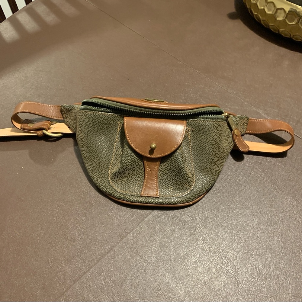 Mark Cross Vintage Army Green Leather Fanny Pack Belt Bag Aged Gold Hardware